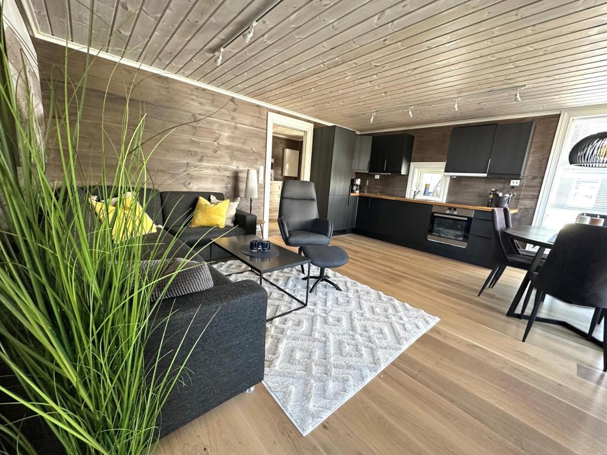 Lovise Mountain Apartment Stranda  Exteriér fotografie