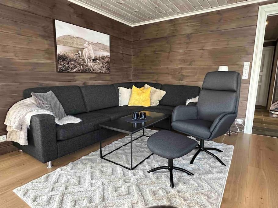 Lovise Mountain Apartment Stranda  Exteriér fotografie