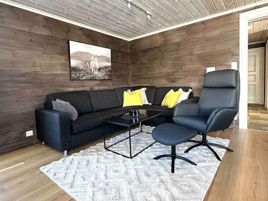 Lovise Mountain Apartment Stranda  Exteriér fotografie